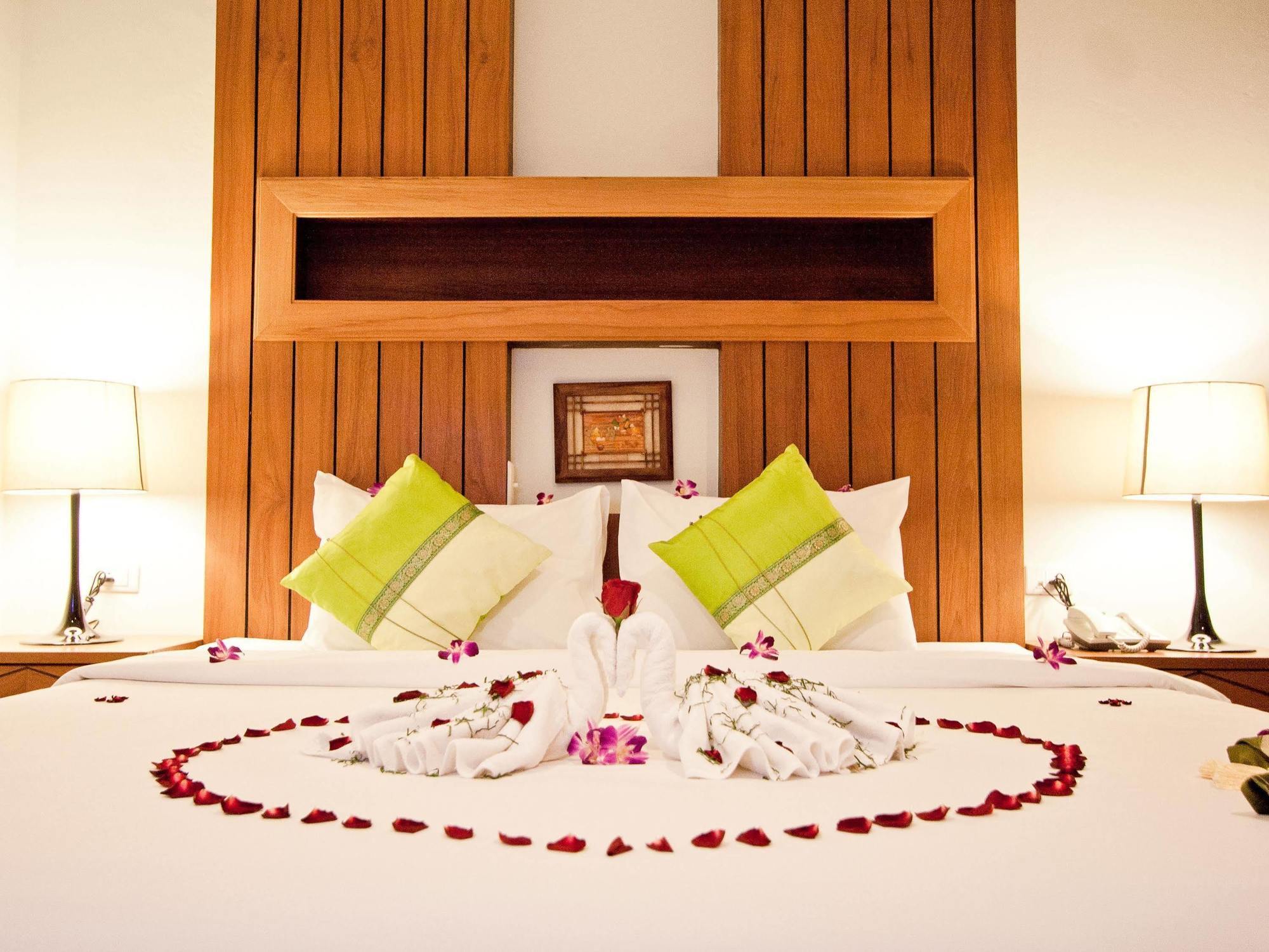 The Chambre Patong Exterior foto